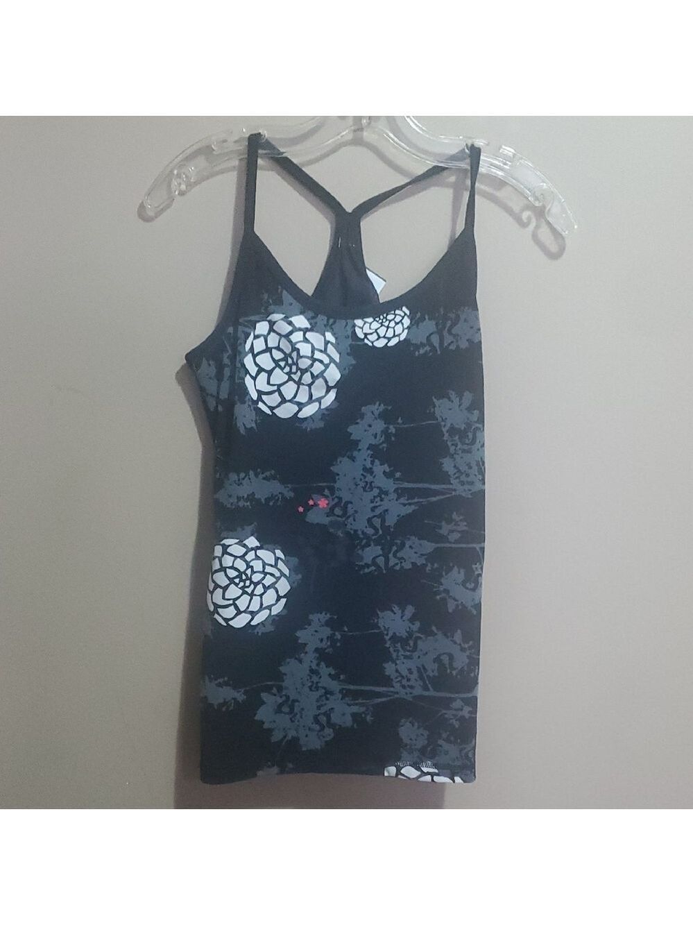 Lululemon Racer Back Black and White Floral Power Y Tank Top Size 4